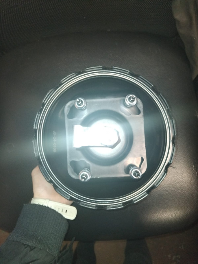 Toyota Hilux KZTE Brake Booster