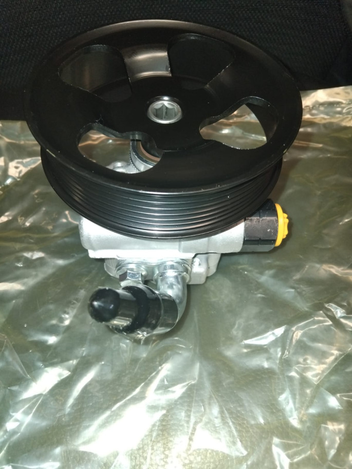 Toyota Hilux Fortuner GD6 2.4 2.8 Power Steering pump